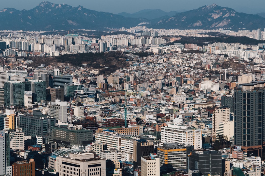 딥시크 자체 AI칩 개발 착수…규제가 中 기술 자립 가속